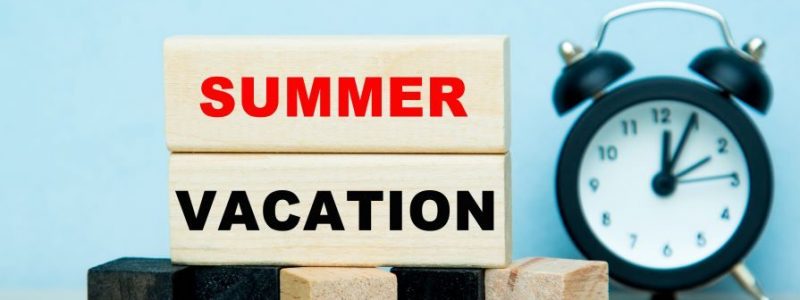 words-summer-vacation-written-wooden-cubes-with-alarm-clock2